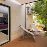 Maki Exclusive Apartments